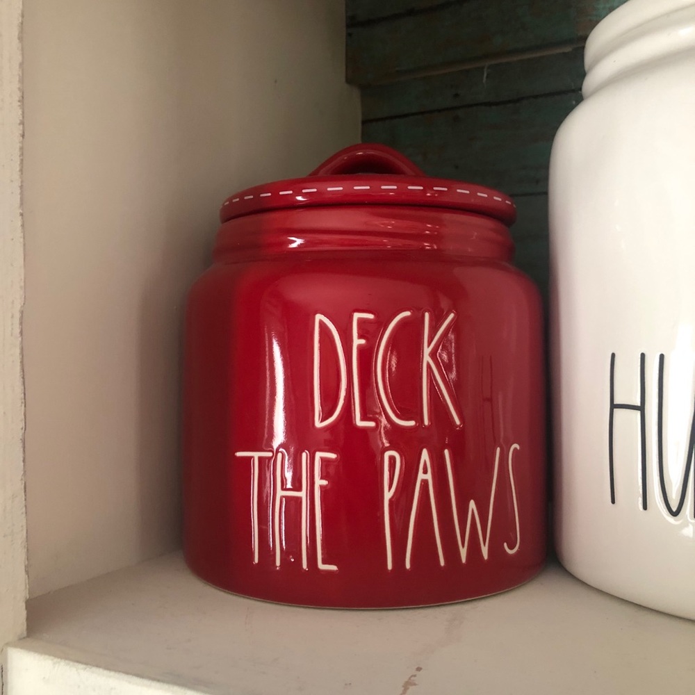 Rae dunn Christmas canister